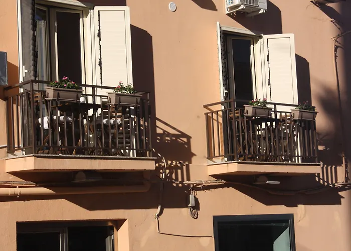 Gioeni Ventidue 3*